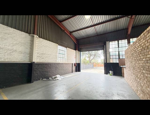 455M² WAREHOUSE TO LET IN WADEVILLE